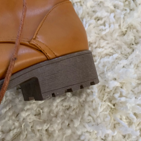 Combat - Picture 7 of 7